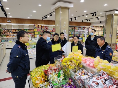 市市場監(jiān)管局開展專項(xiàng)抽查 筑牢塑料制品與藥品零售質(zhì)量安全防線